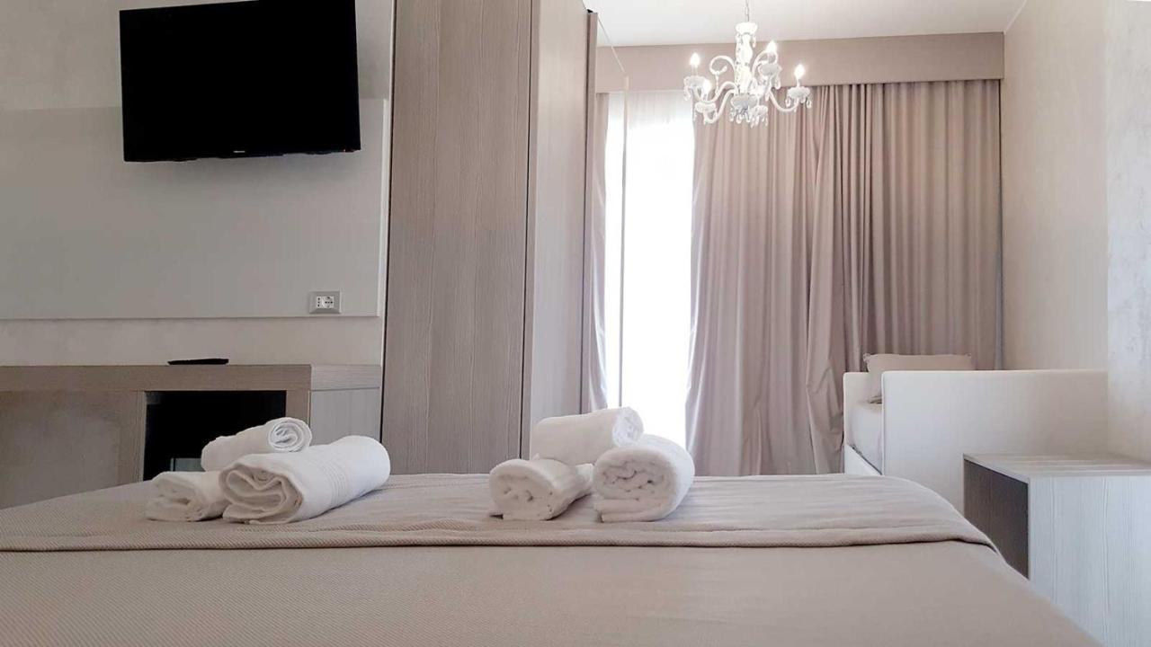Hotel Aurora Porto Cesareo Extérieur photo